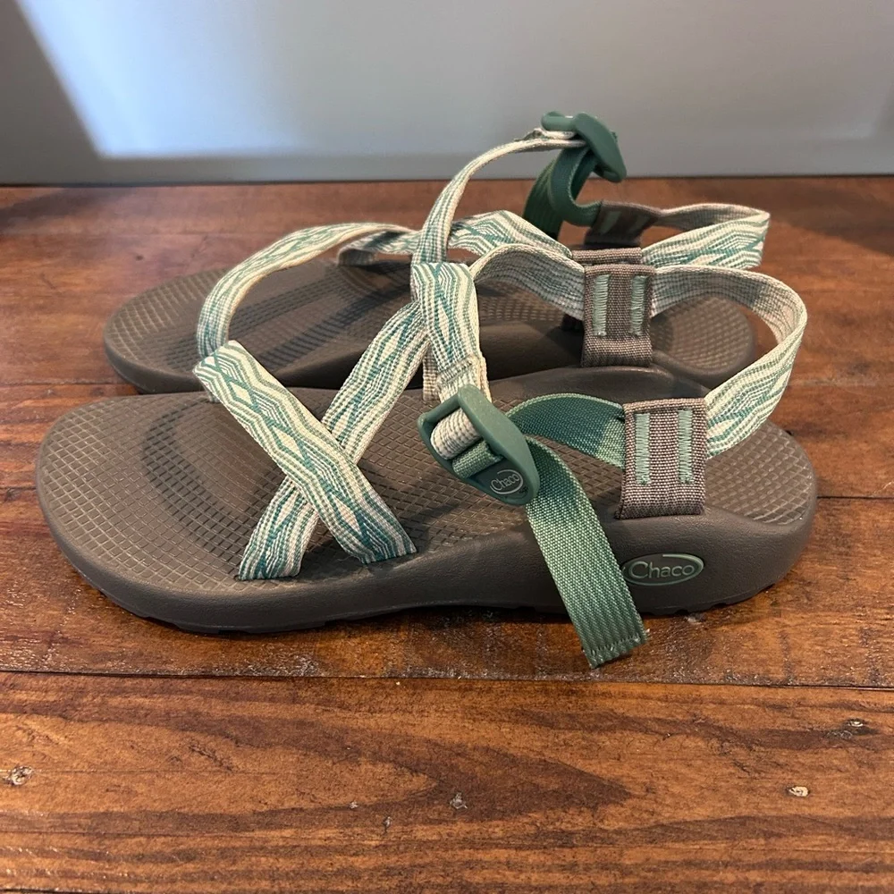 Chaco Z1 Classic w/Green w/Gray Sole Active Outdoor Hiking Water Sandals.Size 10 - Picture 5 of 8